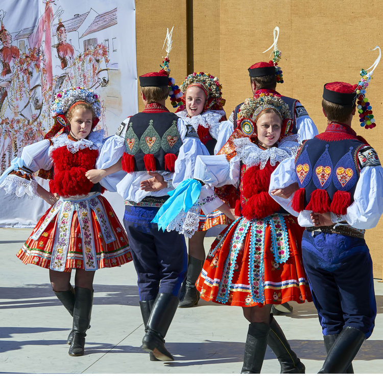 ポーランドの民族衣装/チェコスロバキアの民族衣装-