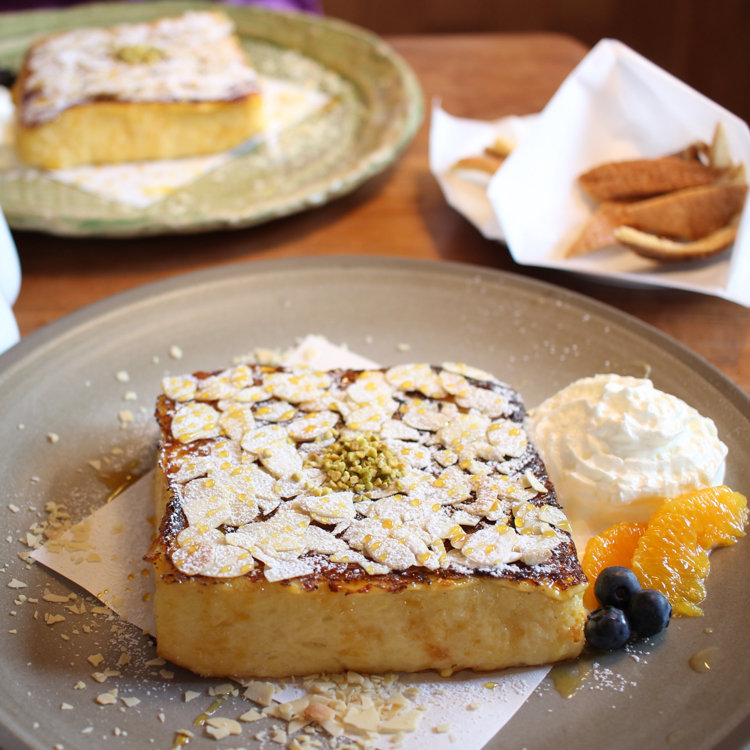 蘭丸♡ຼ Coachカフェファセット カフェ プセット キッシュ専門店 ケーキ スイーツ