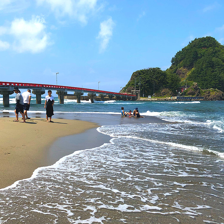 由良海水浴場 | 地魚料理自慢・源泉かけ流し温泉旅館のほり旅館
