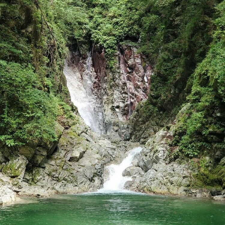 尾白川渓谷 - （山梨県）の詳細情報 ｜ ことりっぷ