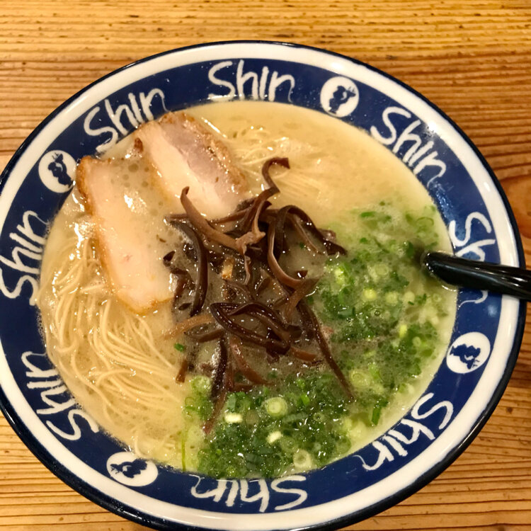 博多らーめん ShinShin 天神本店 （シンシン） - 天神/ラーメン