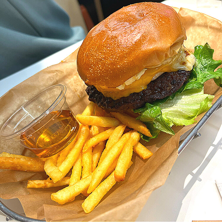 hoshiさんの投稿/J.S. BURGERS CAFE ｜ ことりっぷ