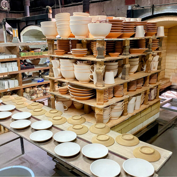 壺屋焼 makaiwhite12-1024x1024.jpg