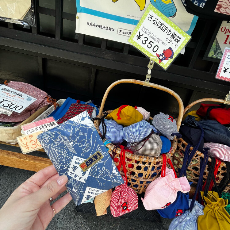 conanaさんの投稿/小鳥屋商店 ｜ ことりっぷ