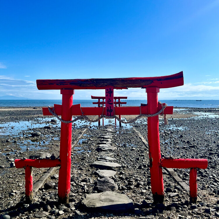 夏空と海と鳥居 - 宮津市、住吉神社の写真 - トリップアドバイザー