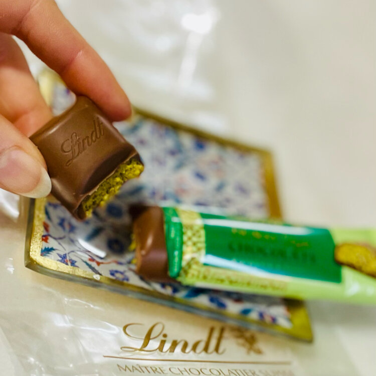 lindt ドバイ リンツ Lindt チョコレート ドバイスタイルチョコレート バー