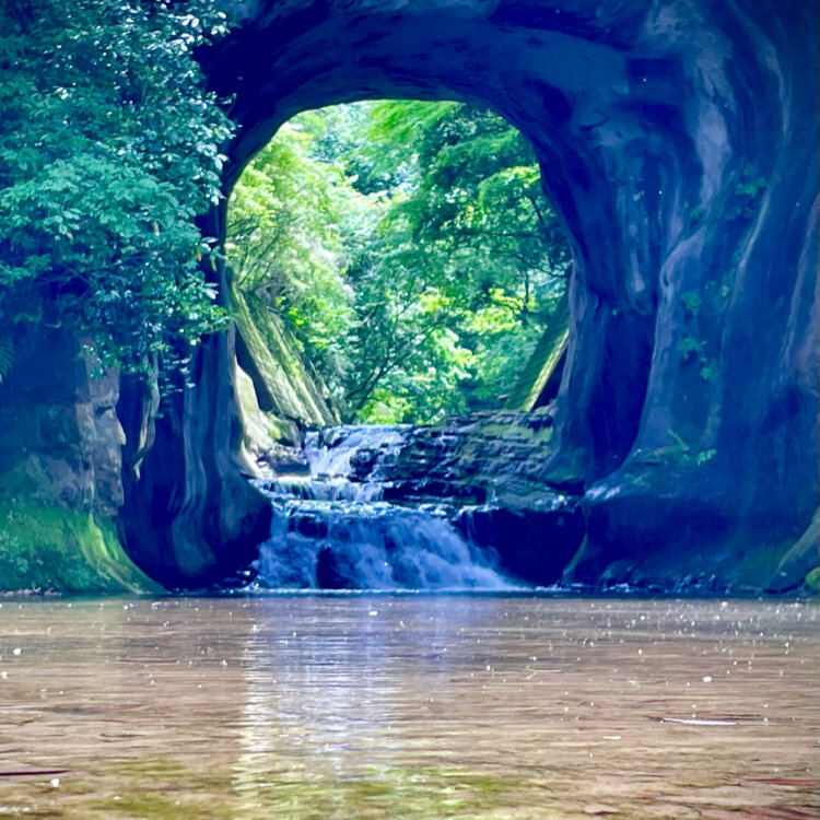 亀岩の洞窟 - （千葉県）の詳細情報 ｜ ことりっぷ