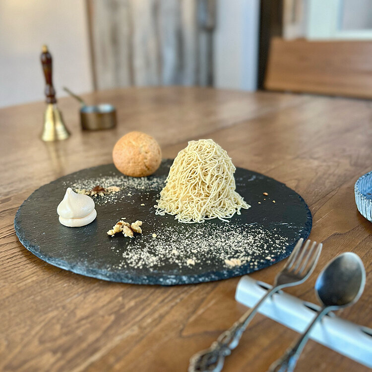 ⭐️モンブラン⭐️黒薔薇鉱プレート⭐️極稀少な価値の高いNo1324⭐️ローラーボール⭐️ Naokoさんの投稿/ramelet ｜ ことりっぷ