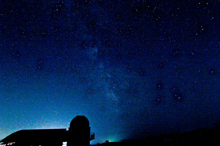 視界360度！ 「日本一星空が見やすい場所」に選ばれた、岩手県「ひろのまきば天文台」