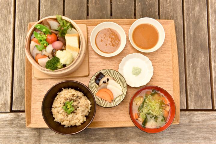 イギリス生まれの和食カフェ「ブラウンライス」