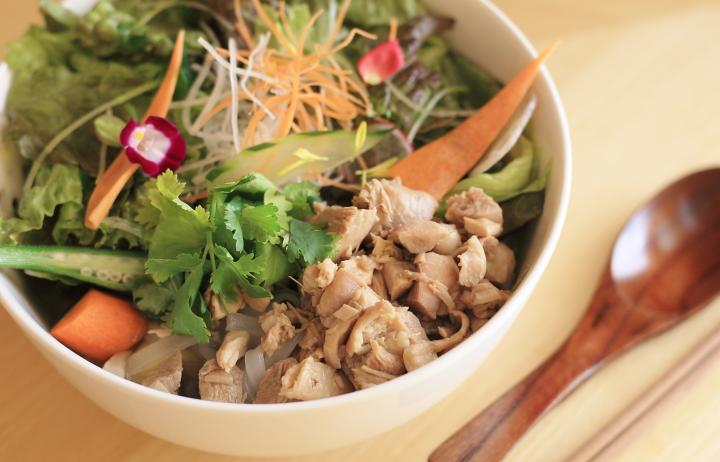 野菜が15種類以上!体にやさしいフォーの専門店