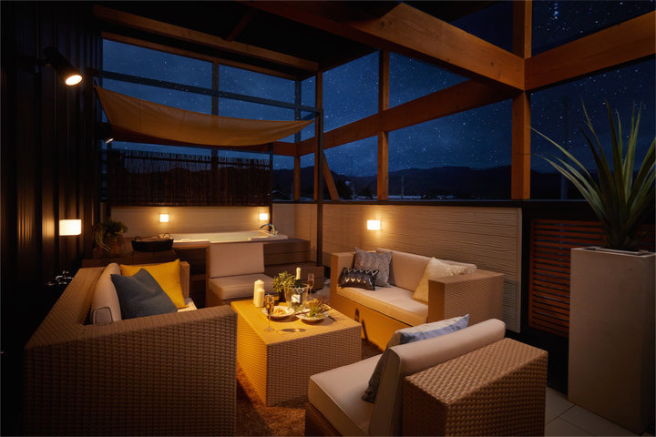 星空を眺めながらジャグジー&BBQを! 山形・飯豊町のブティックホテル「HOTEL SLOW VILLAGE」