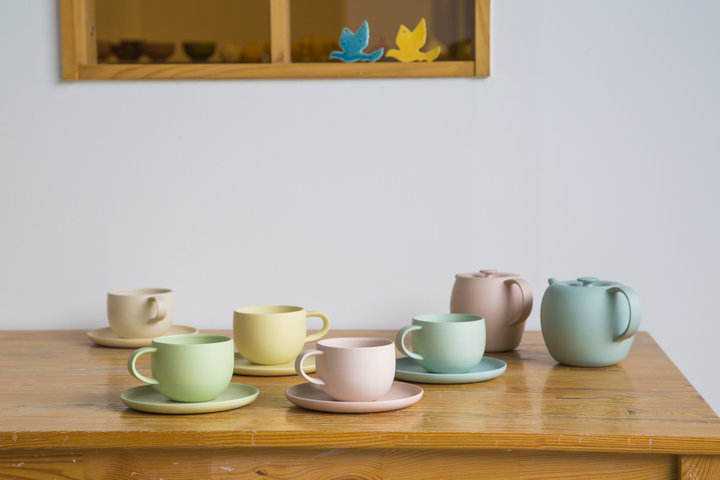 パステルカラーの茶器がかわいい 陶芸体験もできる常滑焼のお店 Tokoname Store ことりっぷ