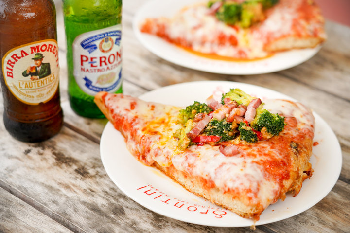 もちもち&カリカリが美味しさの秘訣。イタリア・ミラノ発の老舗ピッツェリア「スポンティーニ」