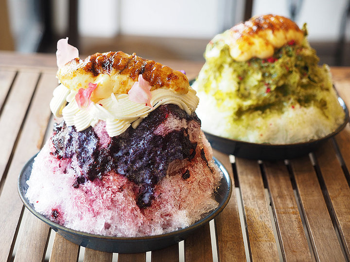 かき氷の上にはパリパリ食感のクレームブリュレ♪ 炙りかき氷が楽しめる、静岡「パティスリー46」