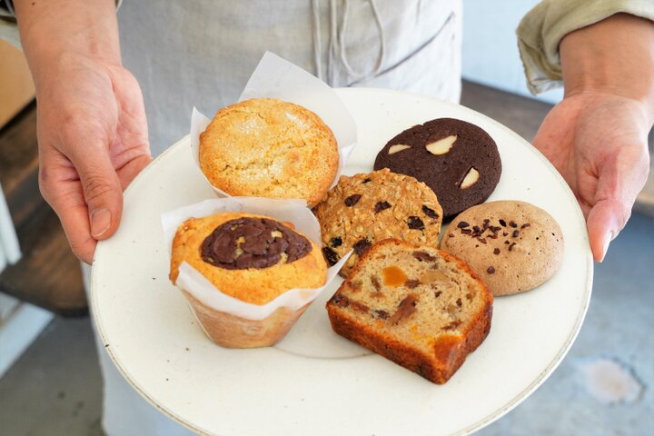 散策途中に立ち寄りたい♪のんびり派にぴったりのお菓子屋さん。鎌倉「okashi nikaido」