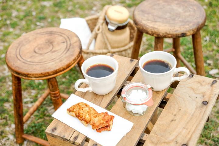 まるで夢のよう！かわいいピクニックセットが話題の一軒家カフェ。京都・鴨川「ワイフアンドハズバンド」