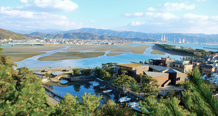 和歌山さんぽ】絶景が楽しめる和歌の浦と紀州漆器のまち黒江へ ｜ ことりっぷ