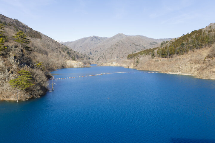 絶景・シマブルーに出会える場所！四万温泉で巡りたいパワースポット５選