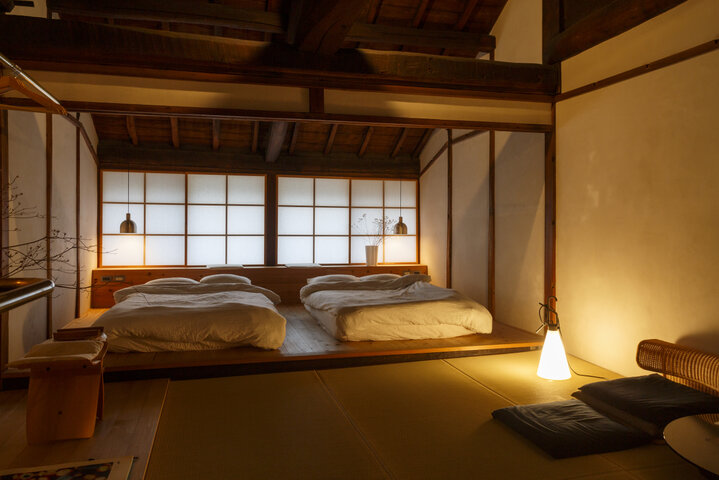 奈良のクリエイターの魅力が光る町家に泊まる