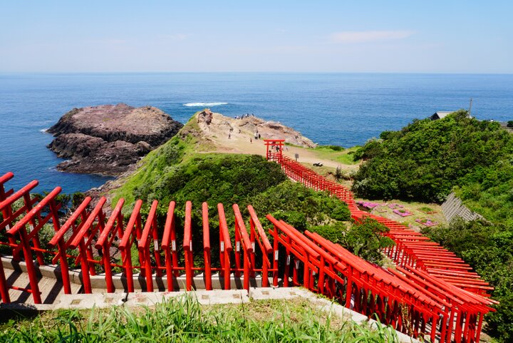 【萩・石見空港発】元乃隅神社・角島大橋の絶景をめぐるバスツアーの旅♪