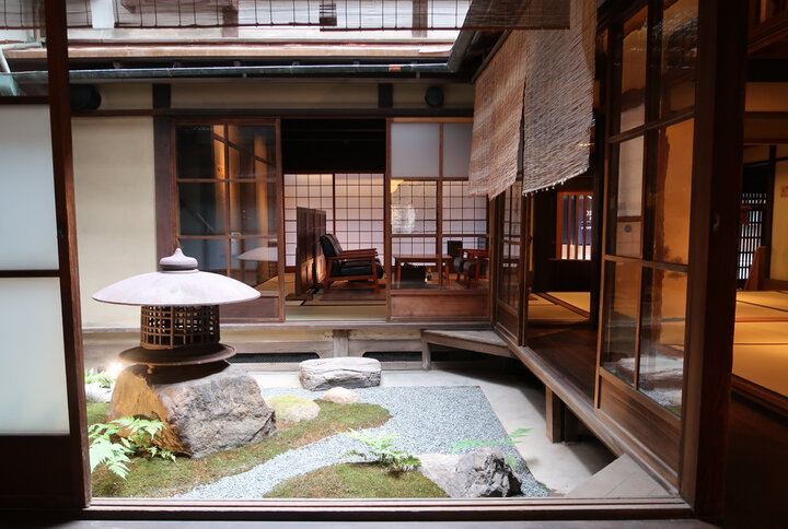 京都の町家に暮らすように過ごす♪「カンデオホテルズ京都烏丸六角」がオープン ｜ ことりっぷ