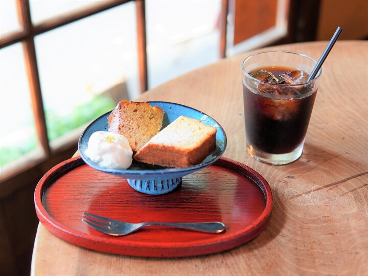 江ノ島の古民家カフェ「しまカフェ 江のまる」でホッと落ち着くひとときを♪