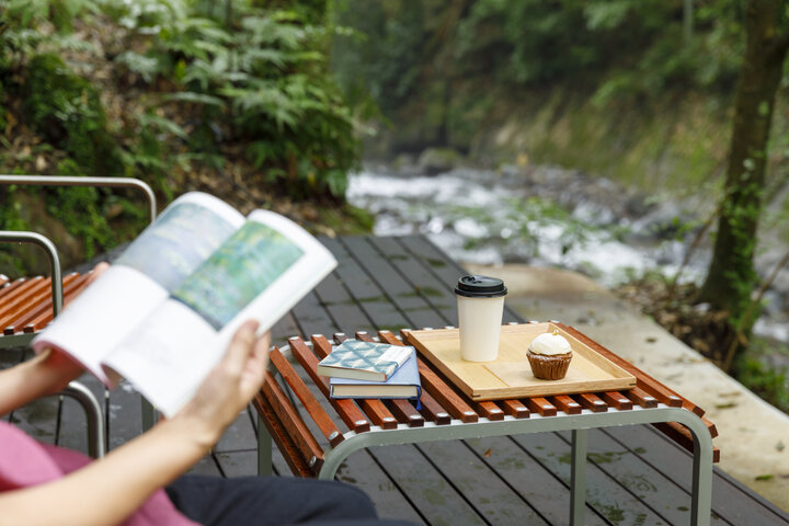 本×食×温泉が楽しめる癒しのスポット「湯河原惣湯 Books and Retreat」が登場