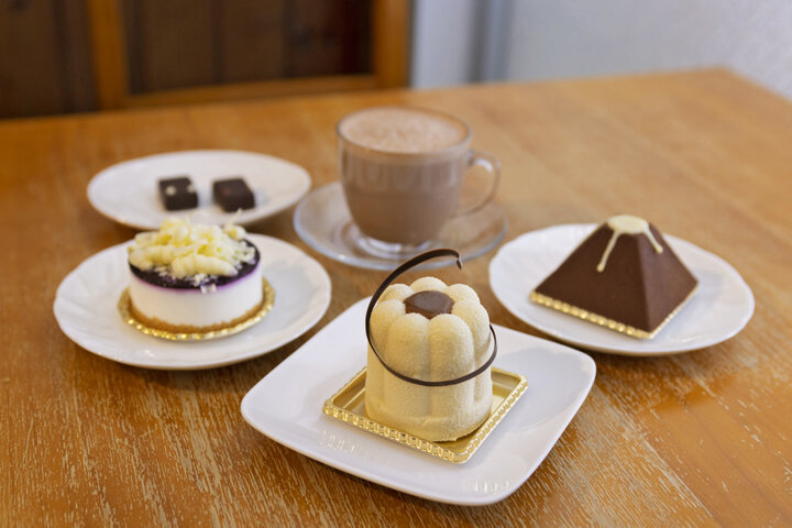 大阪・本町にあるフランス人ショコラティエが手がける「レ・プティット・パピヨット」