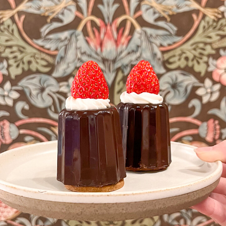 季節限定品　チョコレート食べ比べ 砂糖・糖類ゼロ（※）なのに”とろけるくちどけ”！ZEROシリーズ