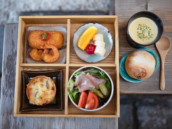 美品　高級　泉作　笠間焼　置き物　おもてなし　料理器　日本 ニッポン うつわをめぐる旅〜笠間焼編〜 ｜ ことりっぷ