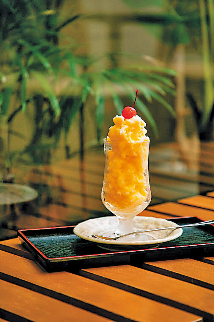 How are milkshakes in Nagasaki different from those in other parts of Japan?