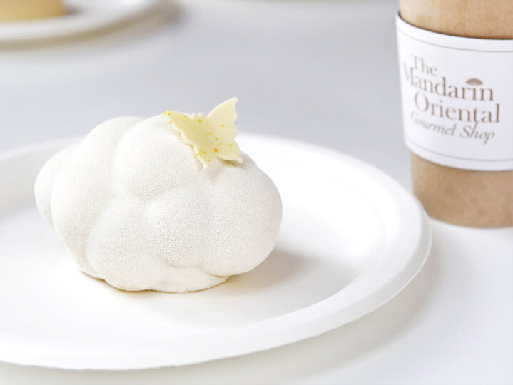 青空に浮かぶ雲に思いを馳せて♪日本橋・マンダリン オリエンタル グルメ ショップの「KUMO®」ケーキ