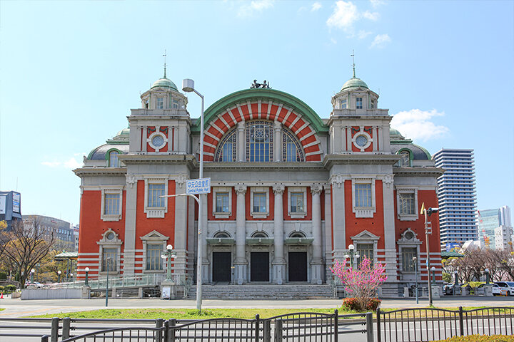 日本の近代建築を代表する「大阪市中央公会堂」へ