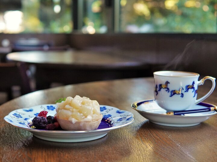 緑の深淵に包まれたような洋館のカフェでゆったりとひとやすみ♪横浜「Café Ehrismann」