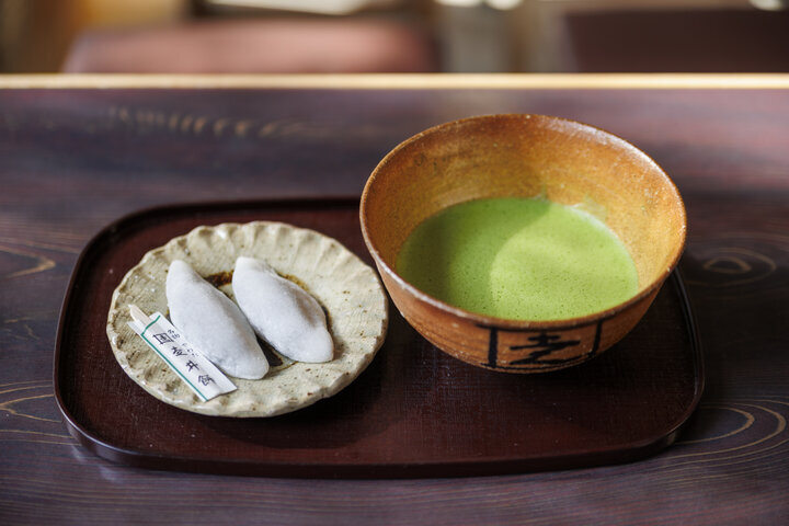 京都の老舗で食べたいほっこり和菓子9選～文豪が愛した甘味から季節限定のぜんざいまで～