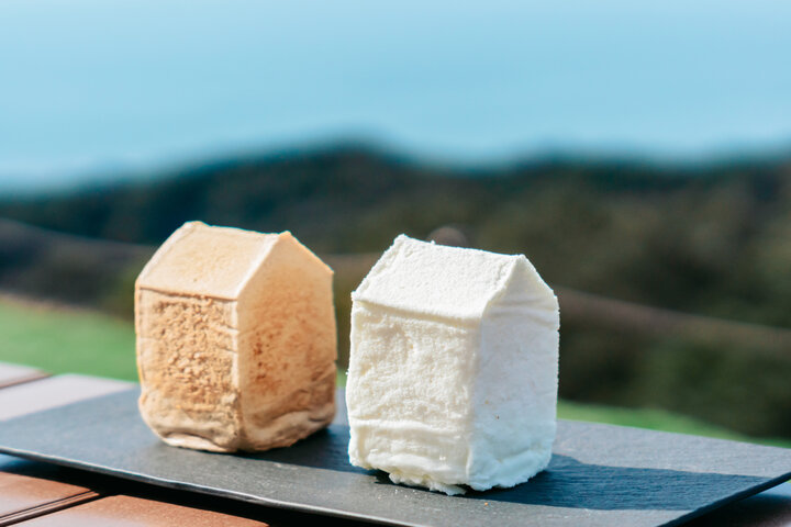 淡路島牛乳を100%使用したふわっぷるんの新食感「丘の上の牛乳パン」