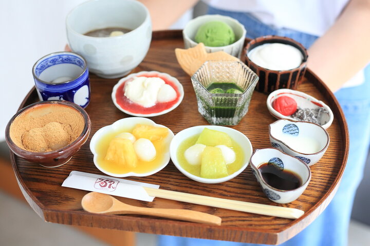 もちふわ食感の白玉やわらび餅で幸せ気分♪ 和食屋さんの創作甘味処