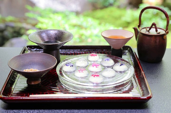 日本庭園が美しい京都のお屋敷「麓寿庵」で、食べる宝石・華わらび＆極上ごはん・鴨粥を♪