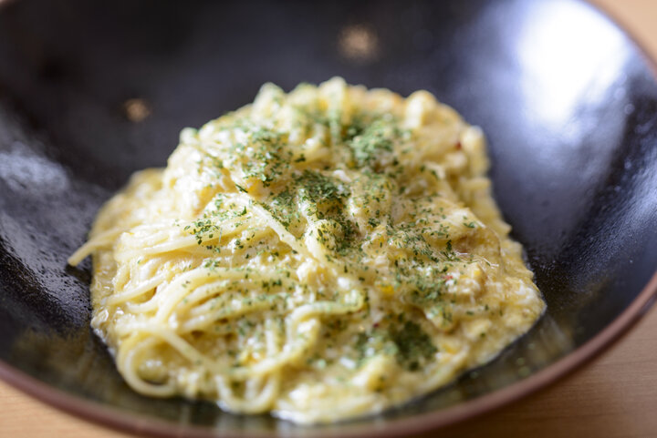 有名人も御用達!名物「ぺぺたま」で知られる福岡の人気パスタ店「らるきい」