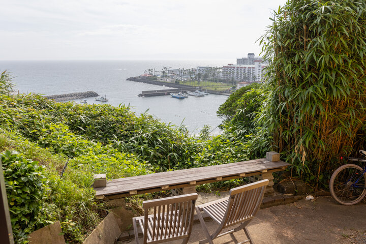 海景色をひとり占めできるようなテラス席