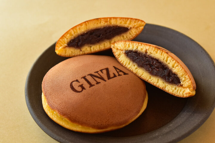 "GINZA"の焼き印が自慢できるどら焼き「清月堂本店」