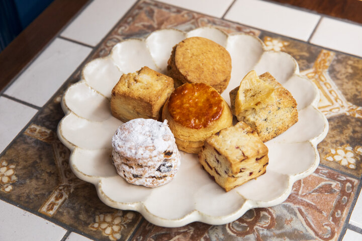 駅近がうれしい♪焼き立てスコーンで至福のモーニング＆ランチ／蔵前「feb's coffee＆scone Blucca」 ｜ ことりっぷ