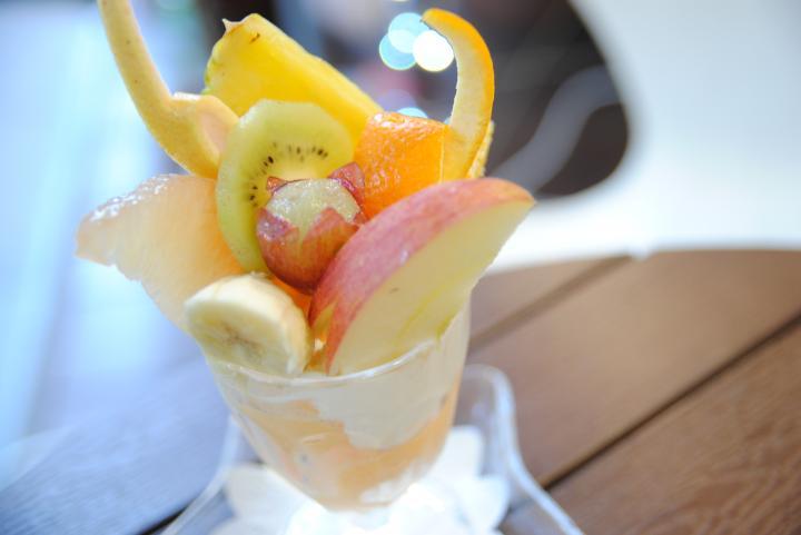ひんやり、ジューシー♪ 都内で味わえる、旬フルーツたっぷりのパフェ5選
