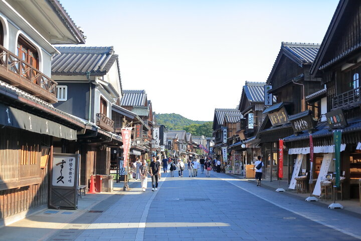 伊勢神宮・外宮から内宮へ。縁起のよいグルメやスポットを巡る、お伊勢さんおさんぽコース