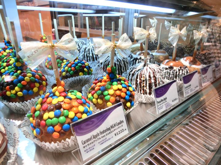 博多の“おいしい”を満喫♪ 50店舗以上がそろう新名所「KITTE博多」のグルメゾーン