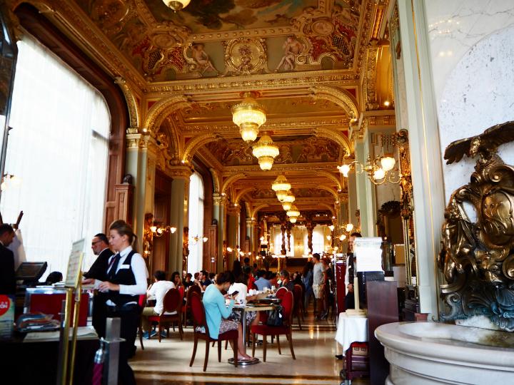 世界一豪華なカフェ」があるハンガリー・ブダペストでめぐりたい美しい