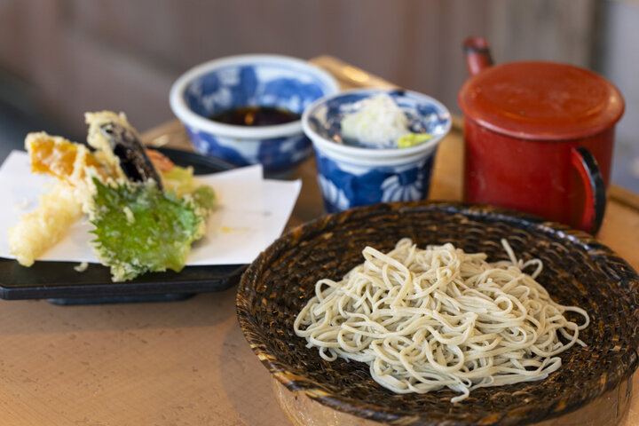 年越しそばにもおすすめ♪気軽に小旅行気分が味わえる深大寺の名店「深大寺手打ちそば 湧水」