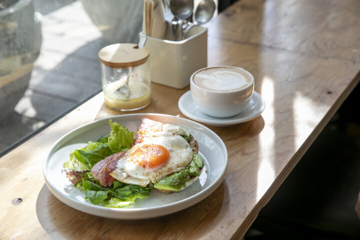 すがすがしい鎌倉の朝を彩る極上のモーニング7選♪老舗の喫茶店から海沿いのカフェまで