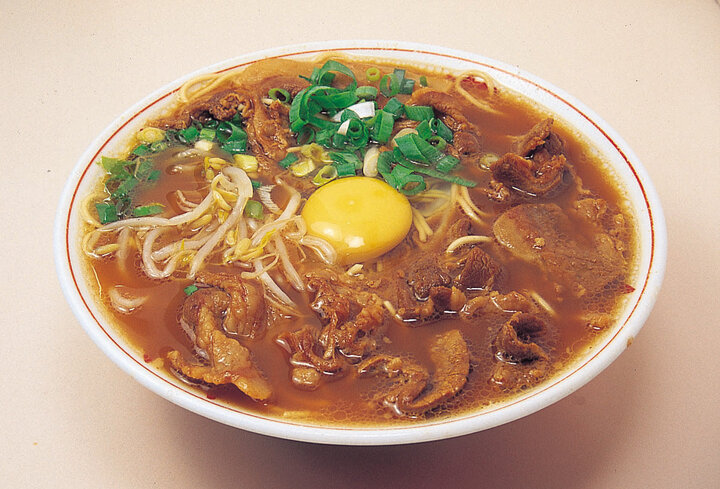 徳島で食べたい徳島ラーメン5選。見た目、味ともにインパクト大の一杯を食べ比べ